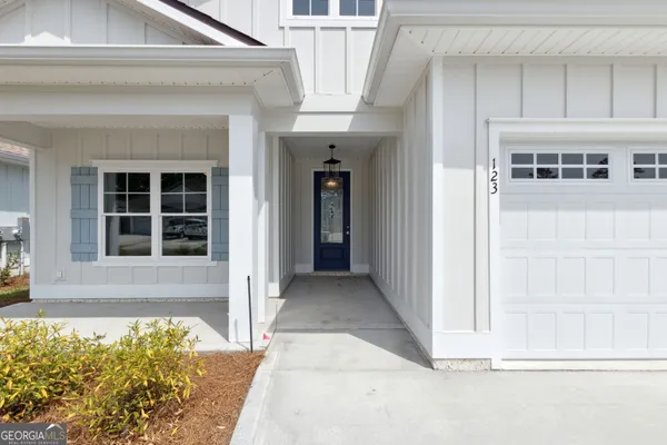 $2,300 | 131 Green Turtle Court, Kingsland, GA 31548