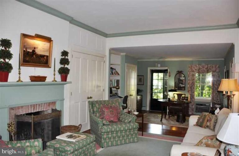 8469 Bozman Neavitt Road St. Michaels, MD 21663 - Photo 16 of 30 Library With Fireplace, Sitting Room, Full Bath