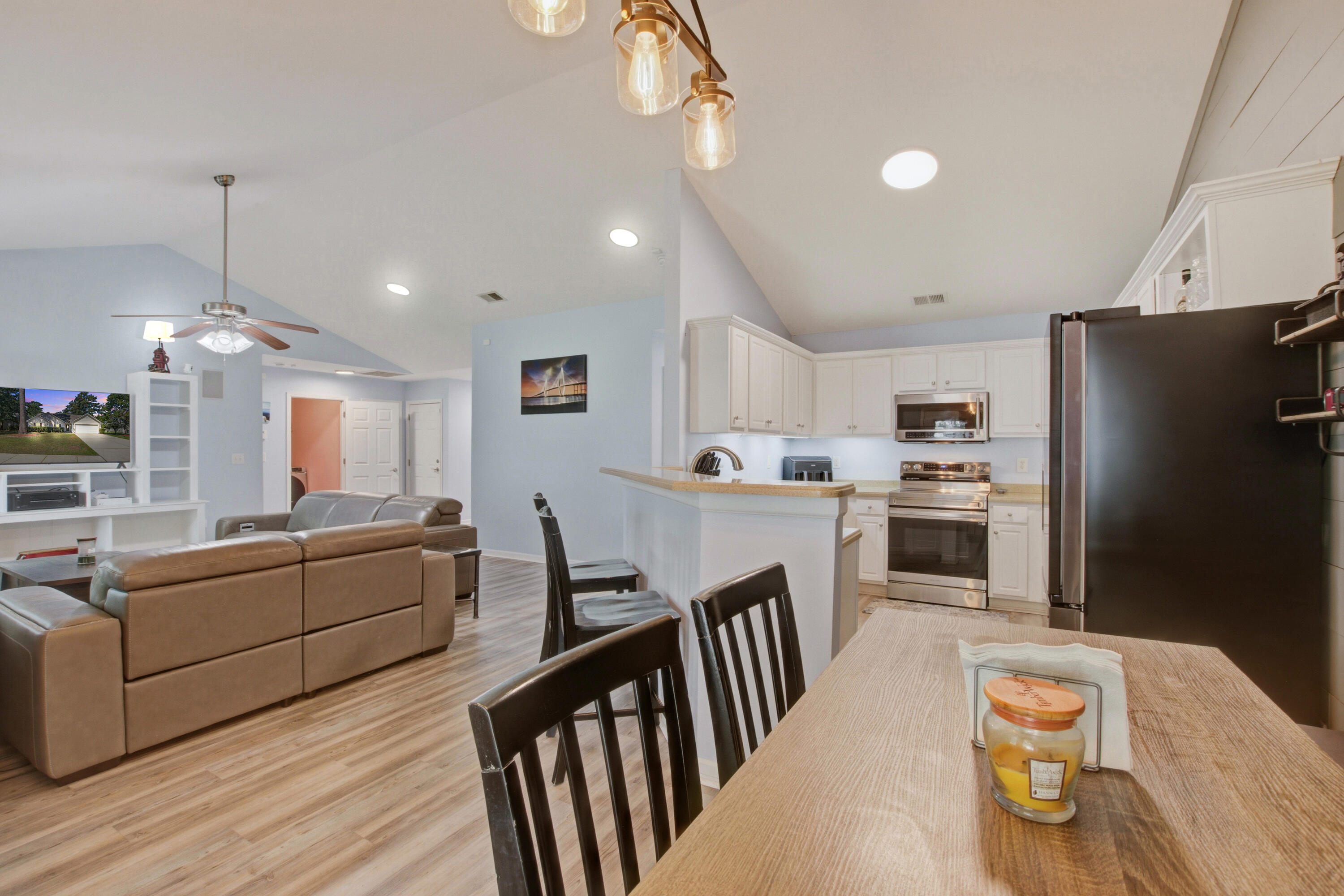 415 Black Horse Road Moncks Corner, SC 29461 - Photo 11 of 40 415 (14)