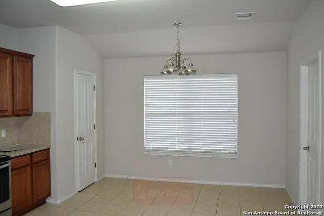 $2,000 | 714 Point Sunset, San Antonio, TX 78253