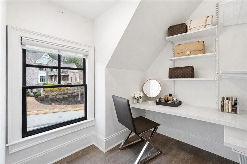 4675 Bluffside Court Marietta, GA 30066 - Photo 11 of 40