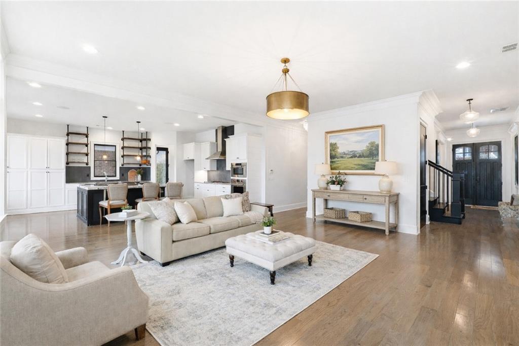 4675 Bluffside Court Marietta, GA 30066 - Photo 5 of 40