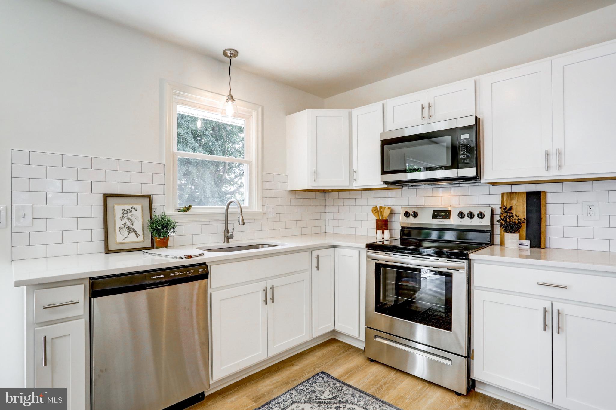 1419 North Reading Road Stevens, PA 17578 - Photo 4 of 38 Gallery Image 4