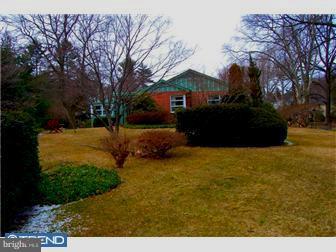 58 Park Road Wyomissing, PA 19609 - Photo 2 of 7 Exterior Side