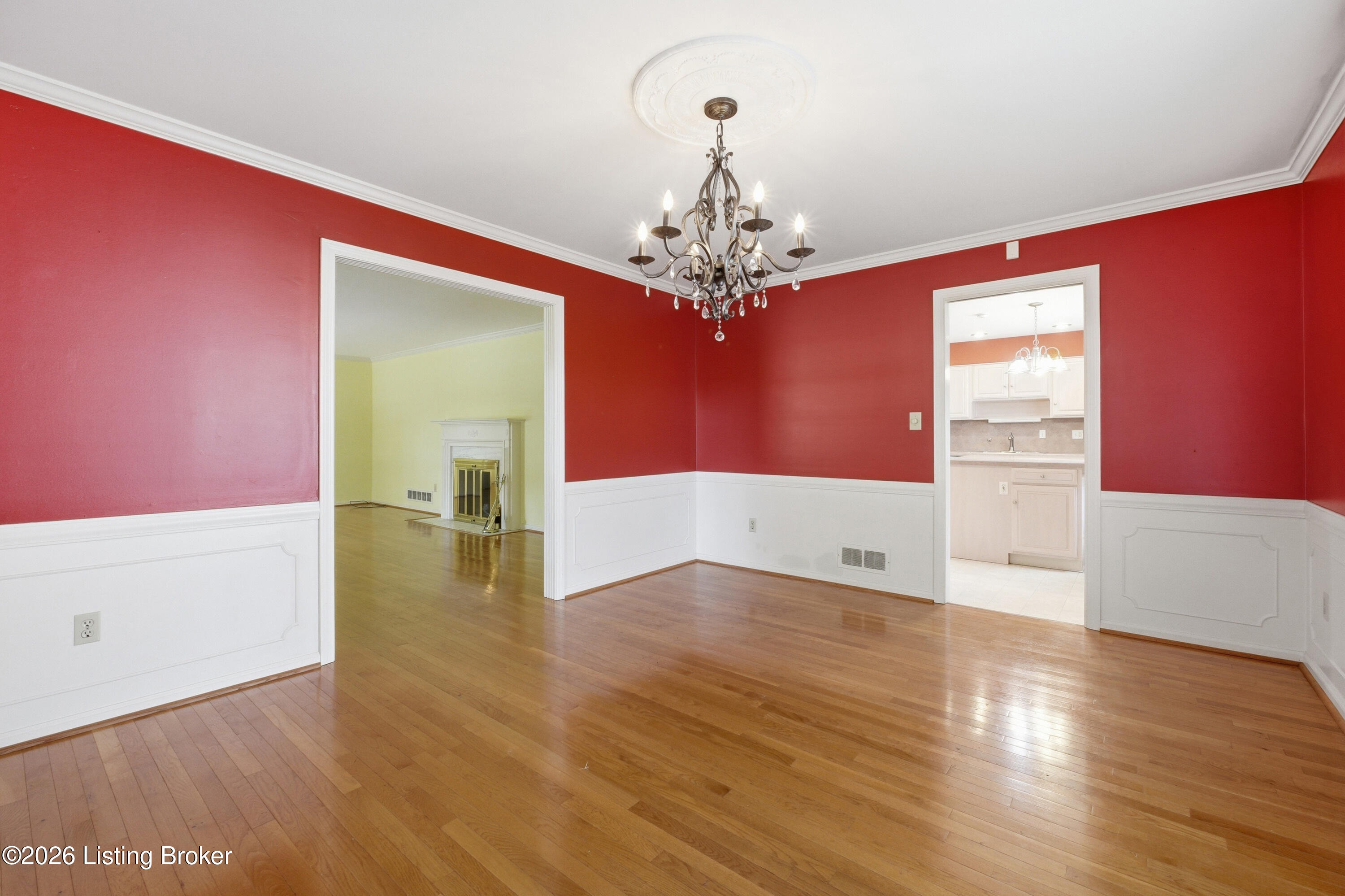 3217 Dundee Road Louisville, KY 40205 - Photo 16 of 73 13_3217dundee_louisvillerealestatemedia_