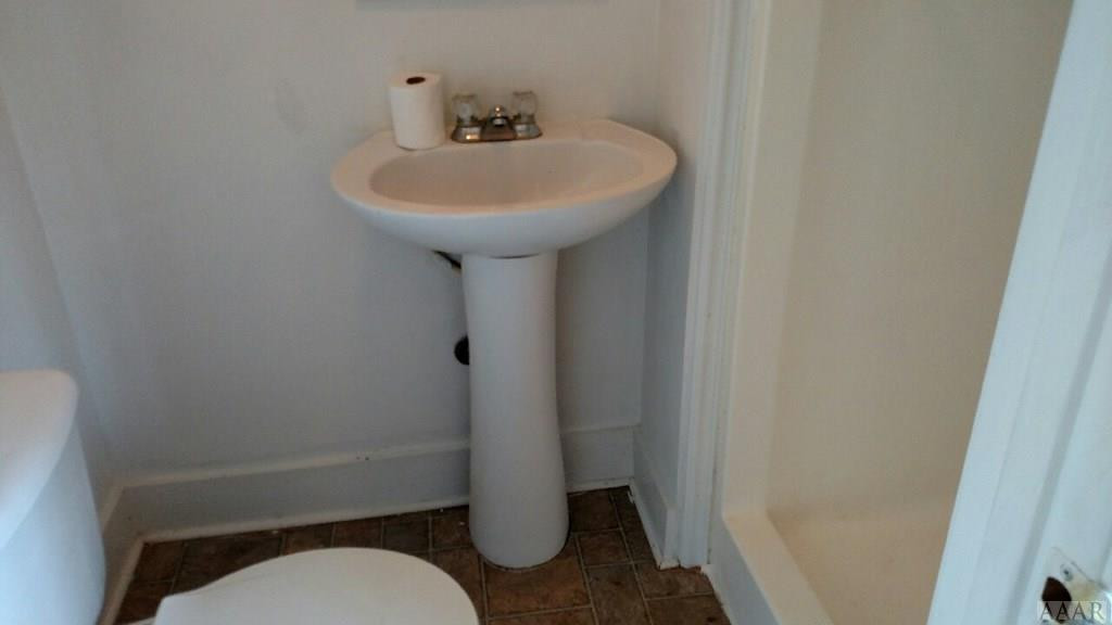 2117 New Hope Road Hertford, NC 27944 - Photo 5 of 12 Gallery Image 5
