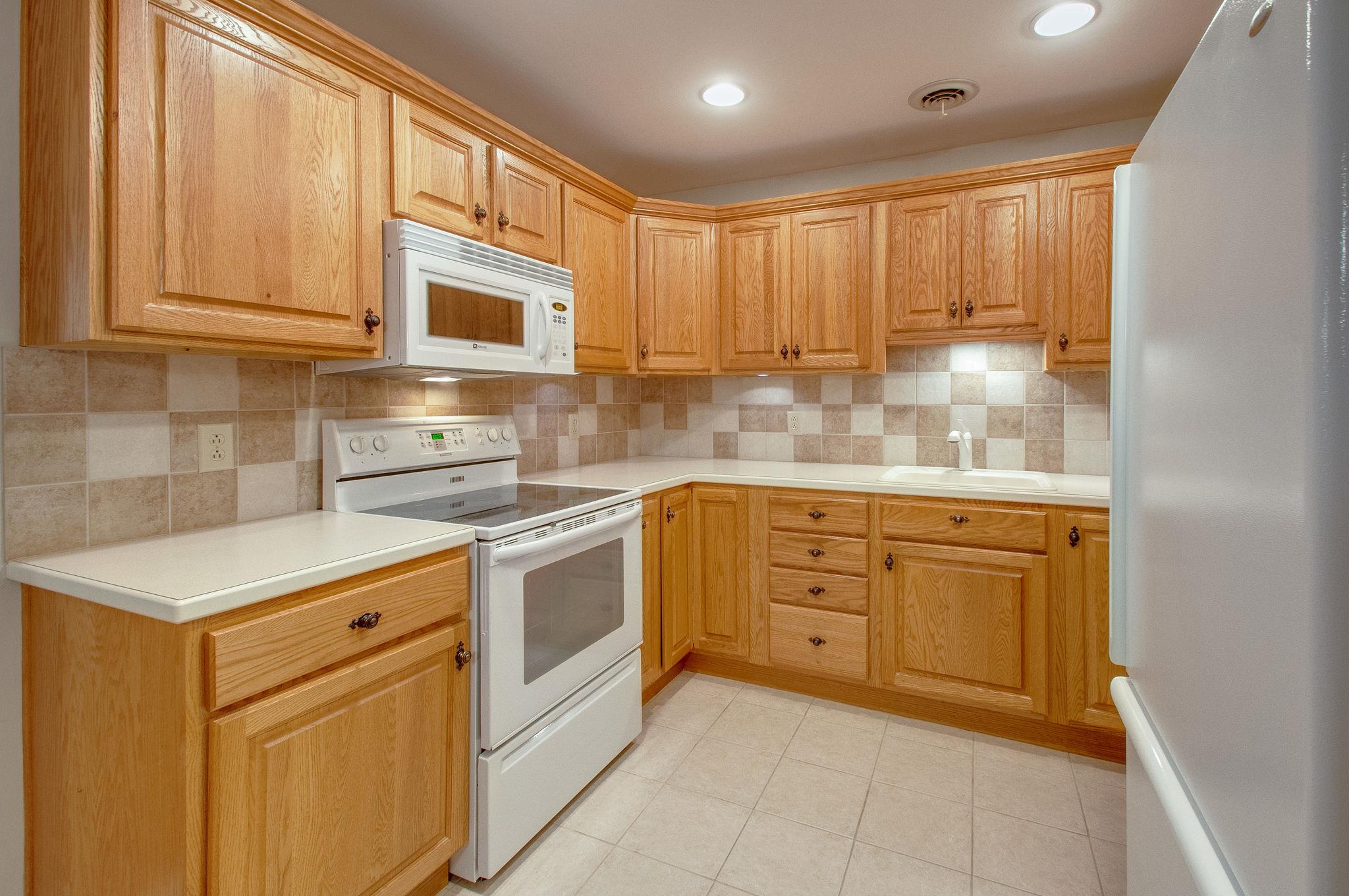121 Hicks Road, Unit 121 Nashville, TN 37221 - Photo 14 of 30 Gallery Image 14