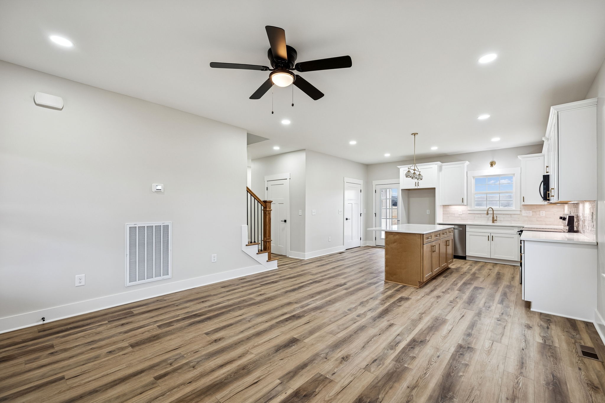 3660 Blue Spring Road Decherd, TN 37324 - Photo 2 of 40 Gallery Image 2