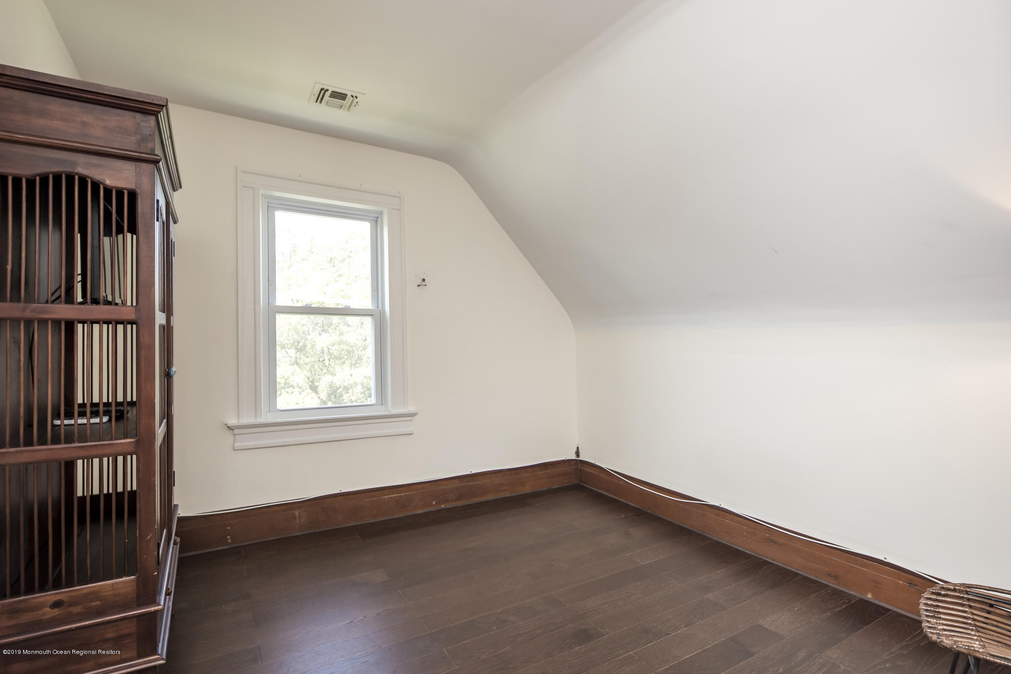 190 River Road Red Bank, NJ 07701 - Photo 31 of 38 BEDROOM 5