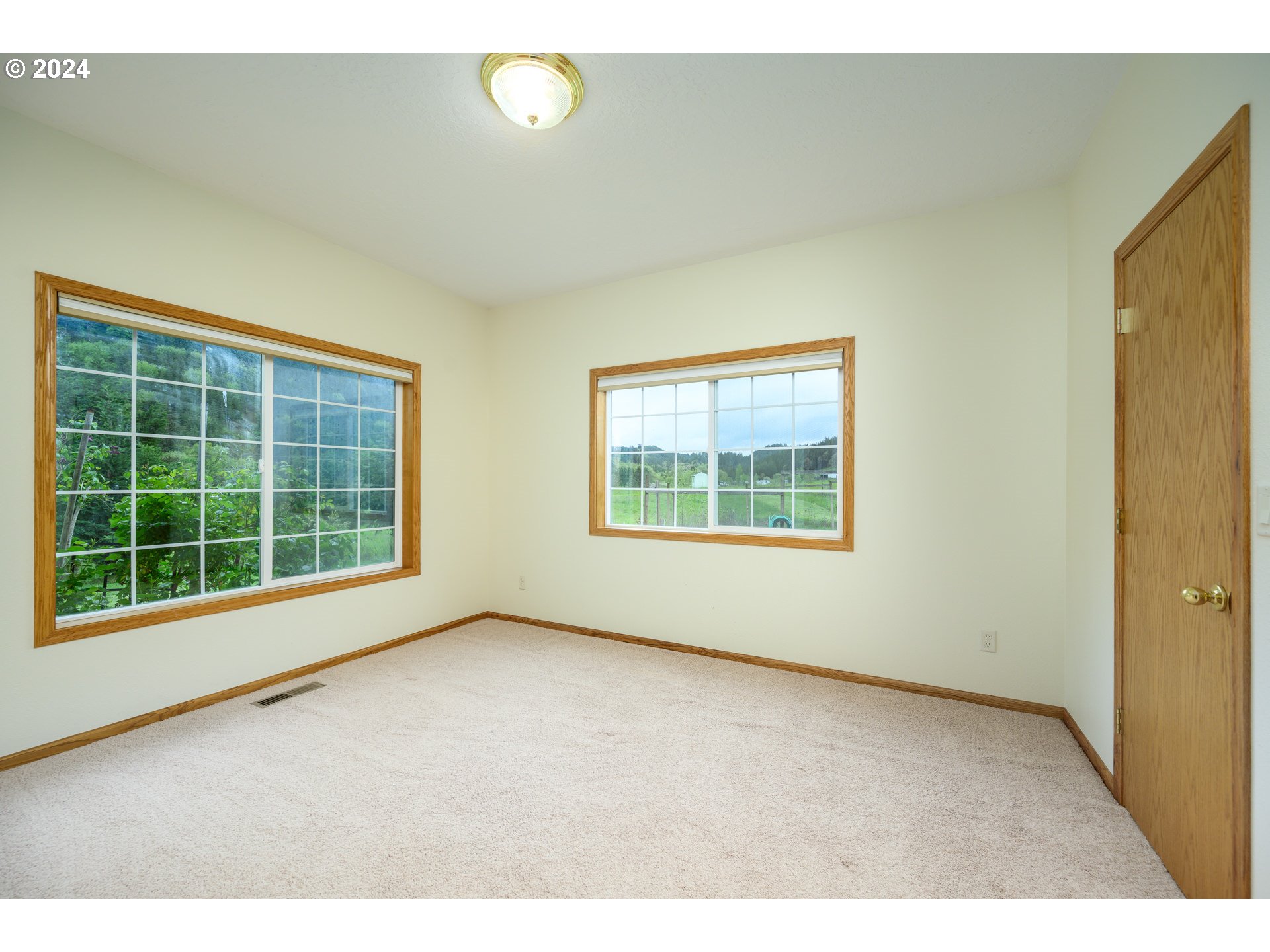 17555 Southwest Gopher Valley Road Sheridan, OR 97378 - Photo 27 of 48 Gallery Image 27