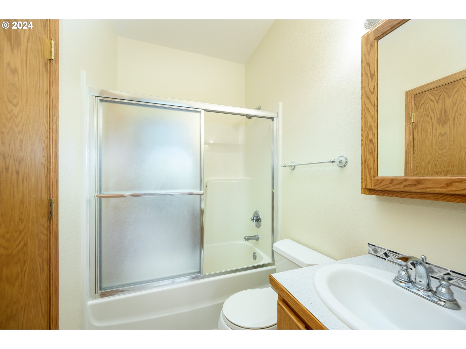 17555 Southwest Gopher Valley Road Sheridan, OR 97378 - Photo 30 of 48 Gallery Image 30