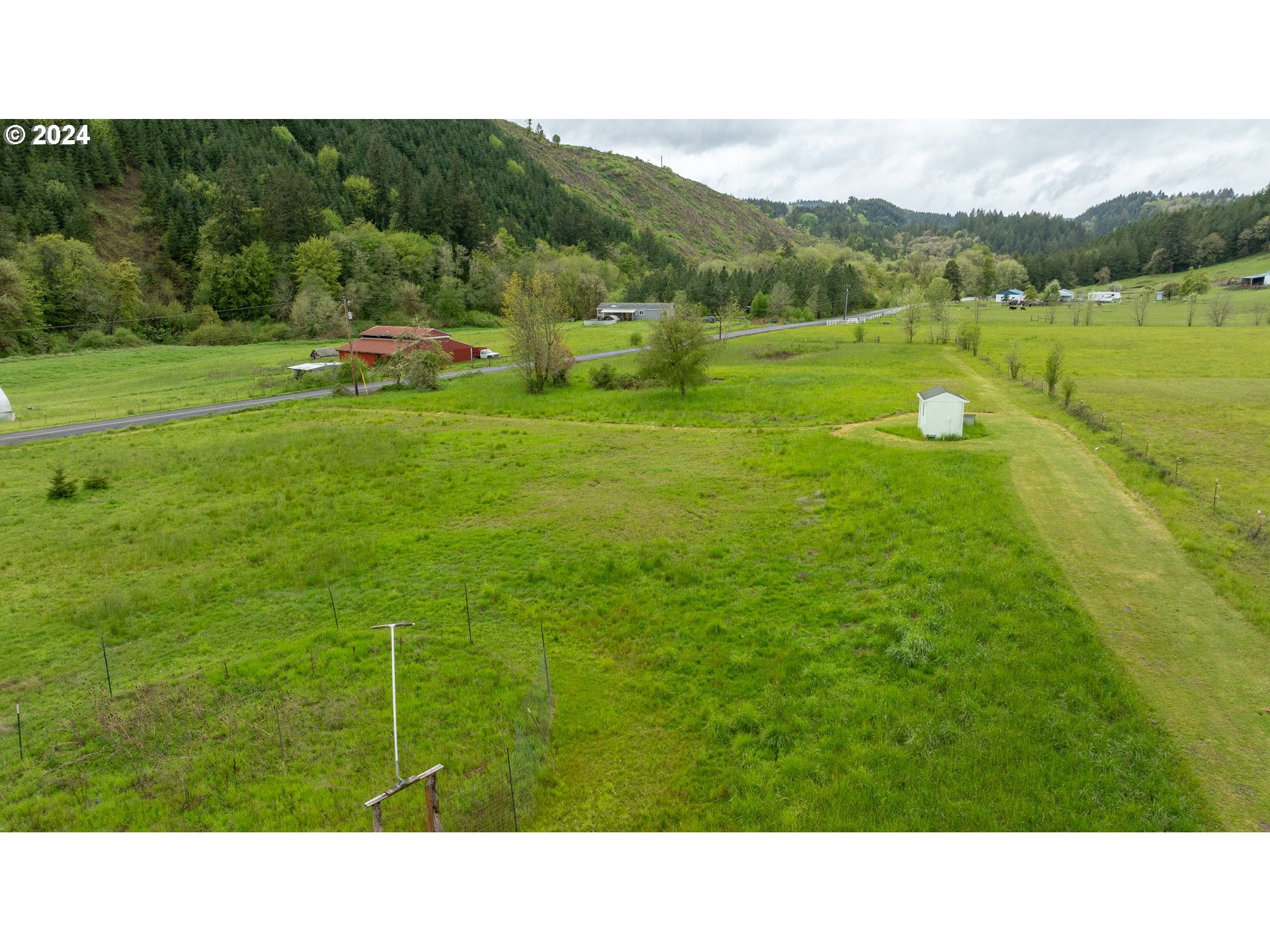 17555 Southwest Gopher Valley Road Sheridan, OR 97378 - Photo 42 of 48 Gallery Image 42