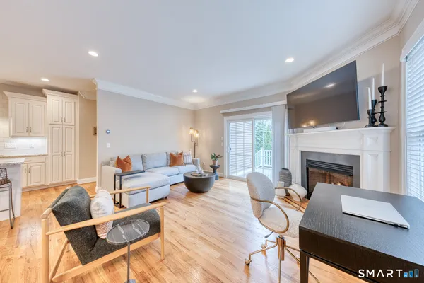 $589,900 | 39 Harvest Court, Unit 39, Newington, CT 06111