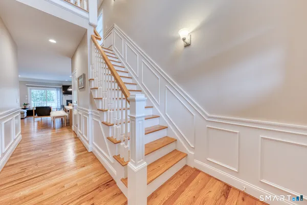 $589,900 | 39 Harvest Court, Unit 39, Newington, CT 06111