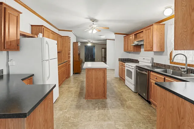 $179,900 | 1111 South Jefferson Street, Salem, IL 62881