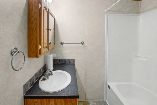 $179,900 | 1111 South Jefferson Street, Salem, IL 62881