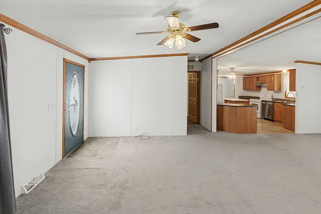 $179,900 | 1111 South Jefferson Street, Salem, IL 62881