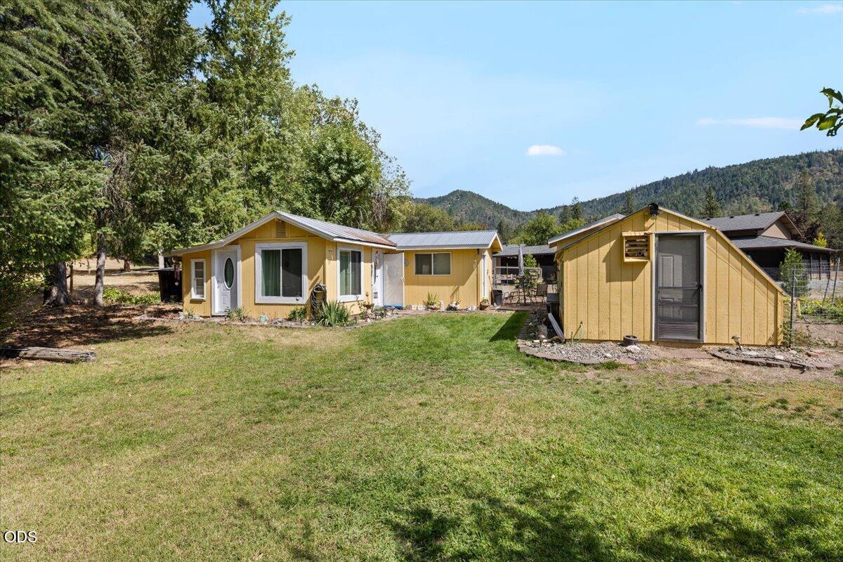 333 Earhart Road Rogue River, OR 97537 - Photo 27 of 46 Gallery Image 27