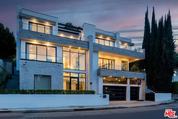 $4,495,000 | 3553 Alana Drive, Sherman Oaks, CA 91403