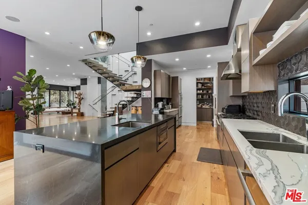 $4,495,000 | 3553 Alana Drive, Sherman Oaks, CA 91403