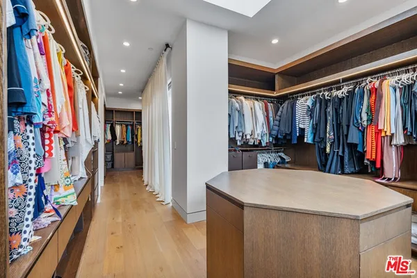 $4,495,000 | 3553 Alana Drive, Sherman Oaks, CA 91403