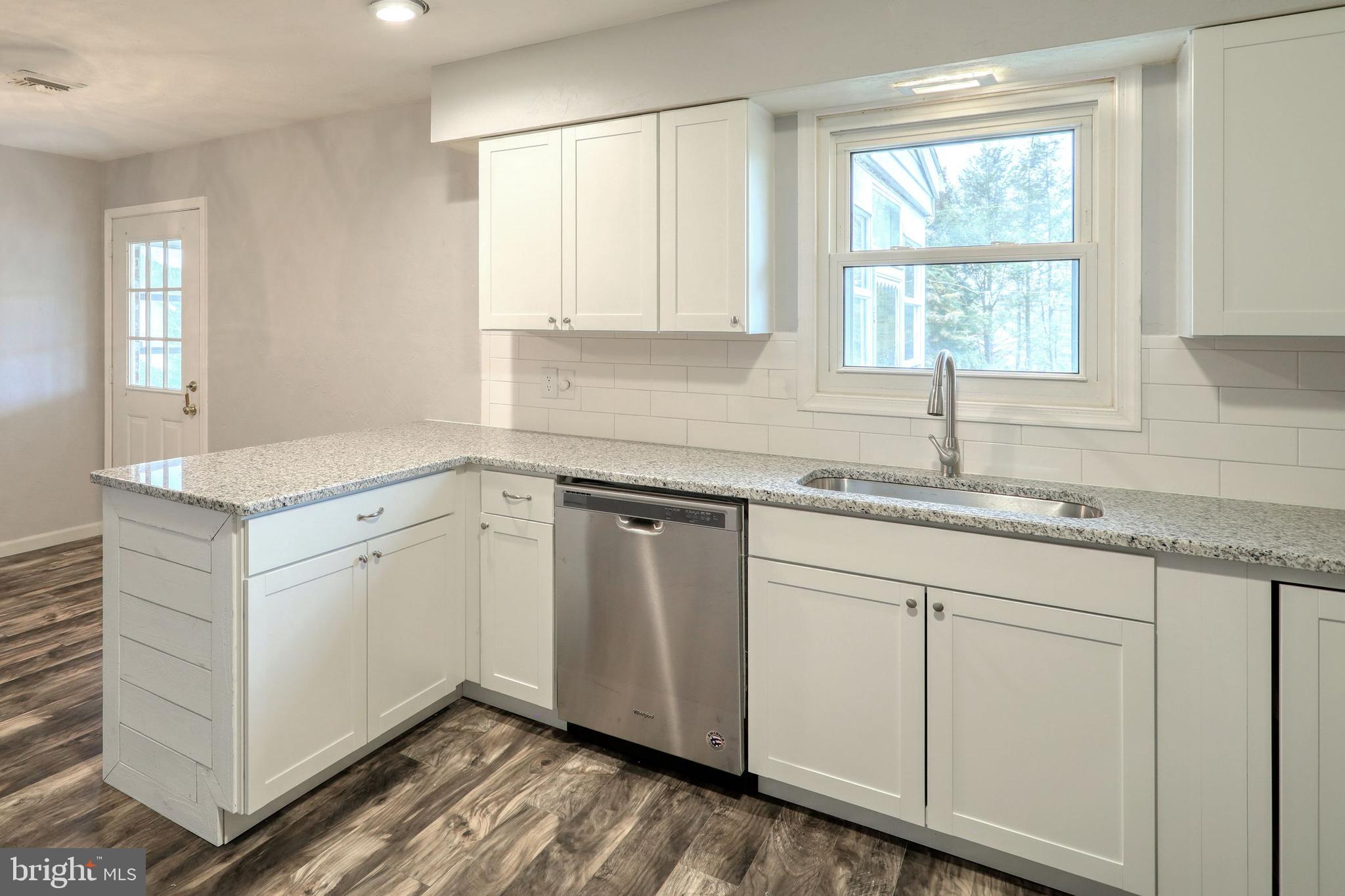175 Homeland Road York, PA 17403 - Photo 13 of 28