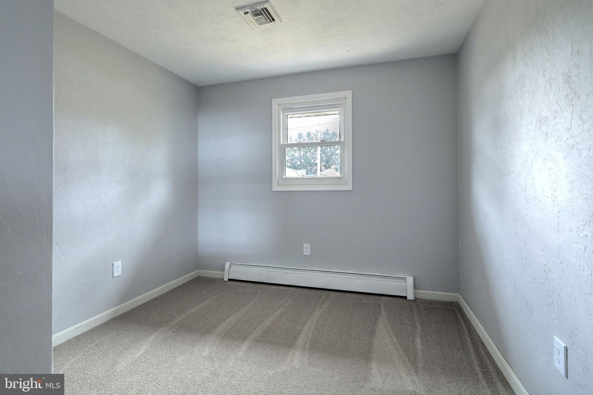 175 Homeland Road York, PA 17403 - Photo 18 of 28