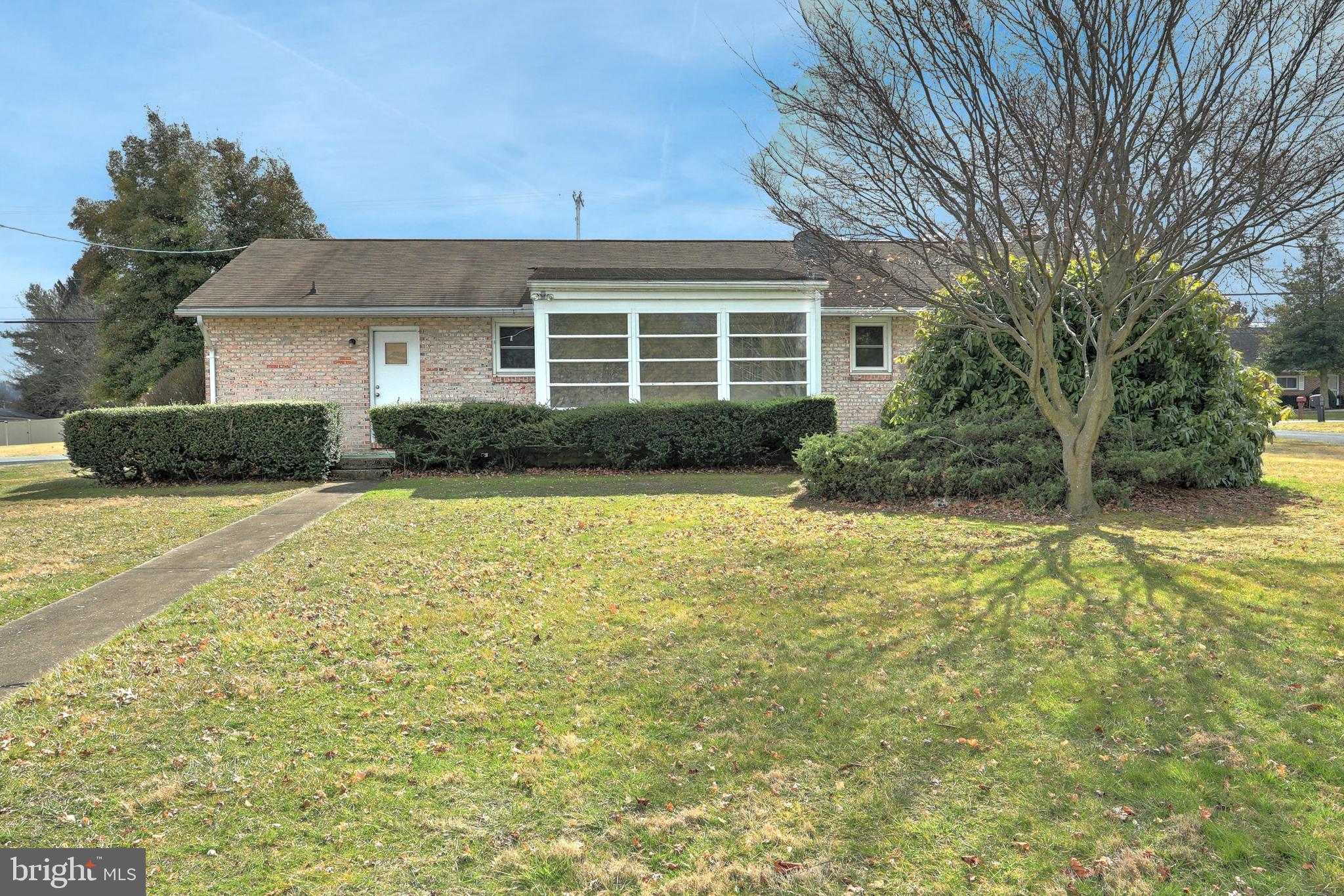 175 Homeland Road York, PA 17403 - Photo 4 of 28