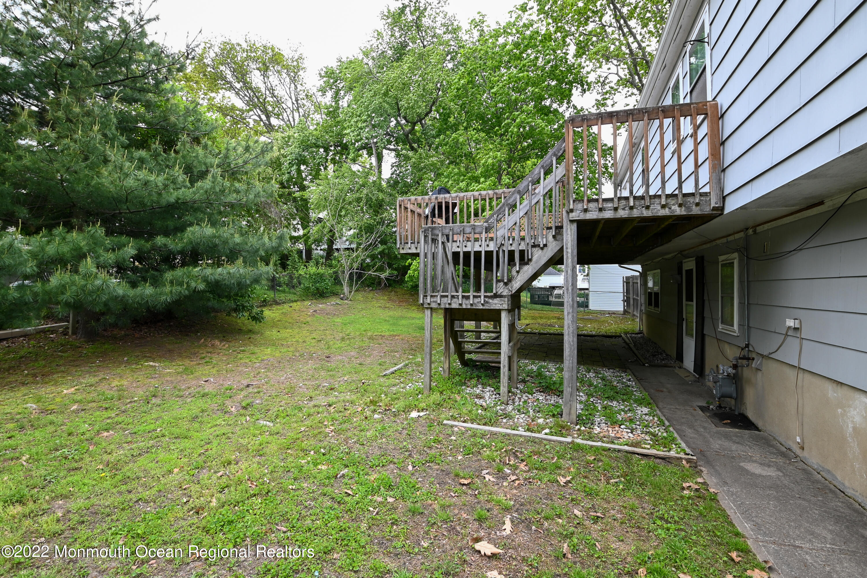 118 Milford Road Neptune Township, NJ 07753 - Photo 41 of 43 Steps Leading to 2nd Level