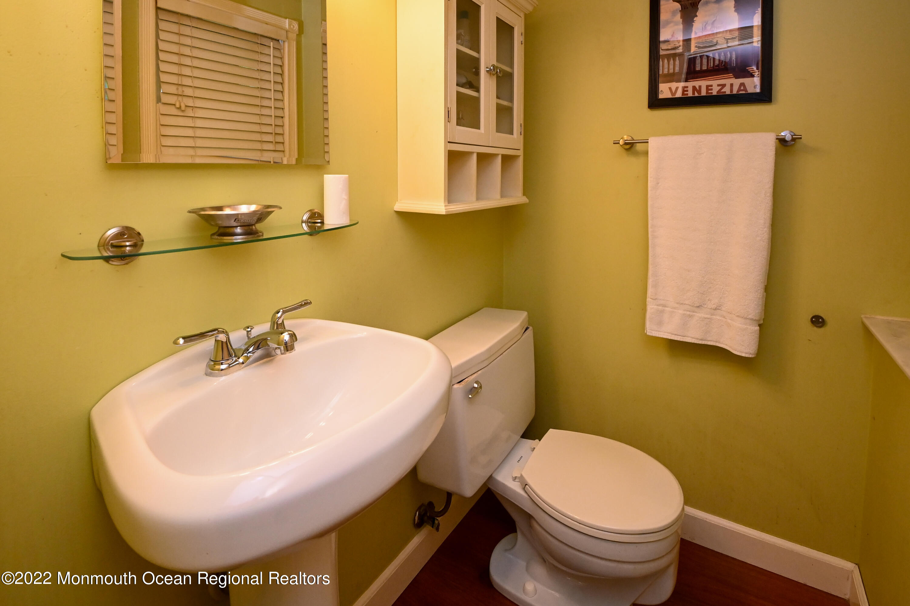 118 Milford Road Neptune Township, NJ 07753 - Photo 8 of 43 Half Bath Level 1