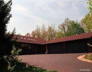 2281 Addaleen Road Highland, MI 48357 - Photo 1 of 1 Listing Image