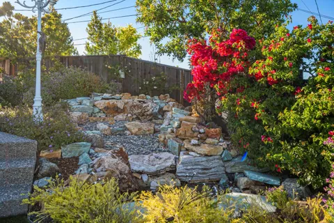 $4,688,800 | 1111 Eden Bower Lane, Redwood City, CA 94061