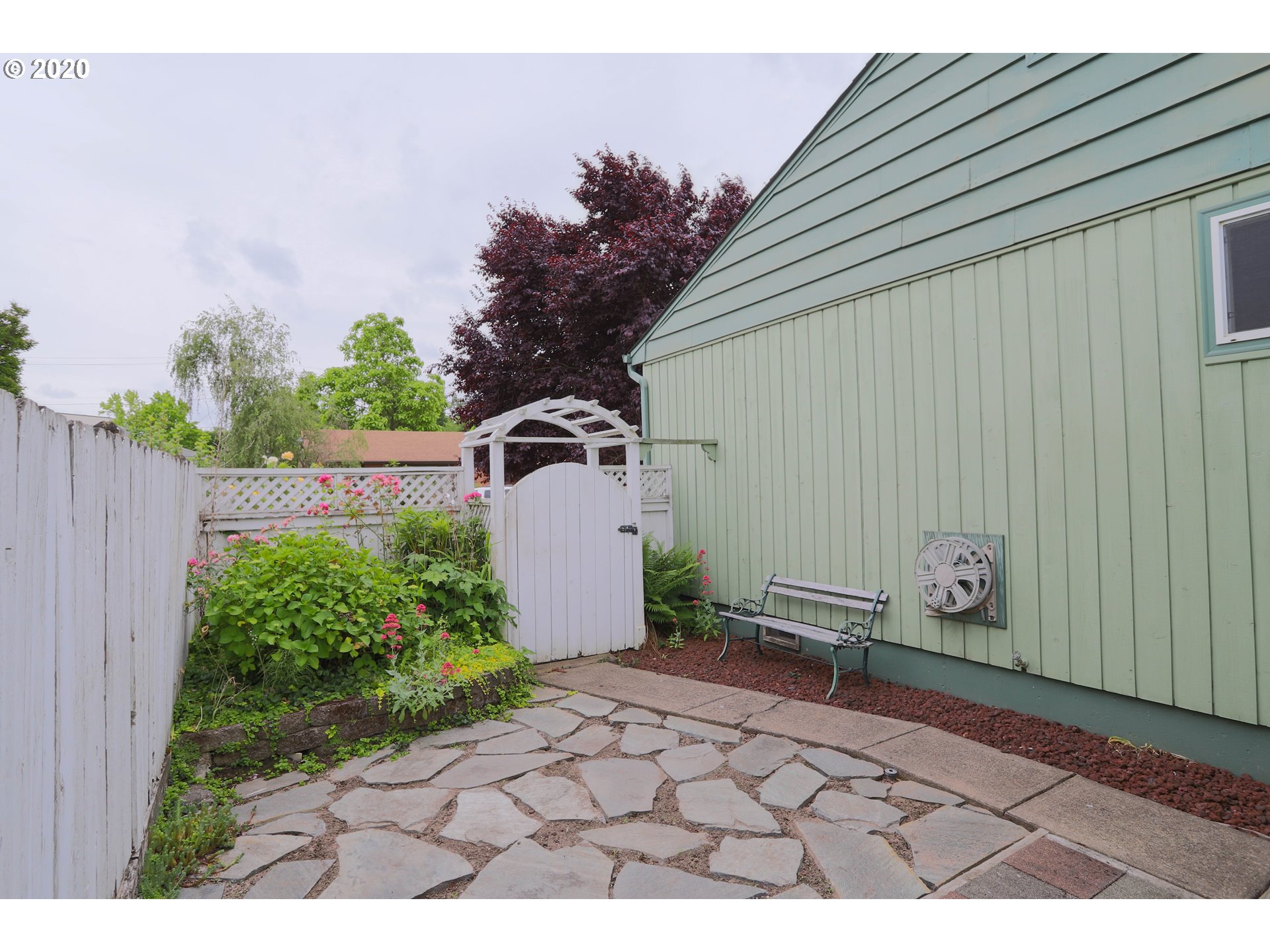 1444 Modoc Street Springfield, OR 97477 - Photo 19 of 23