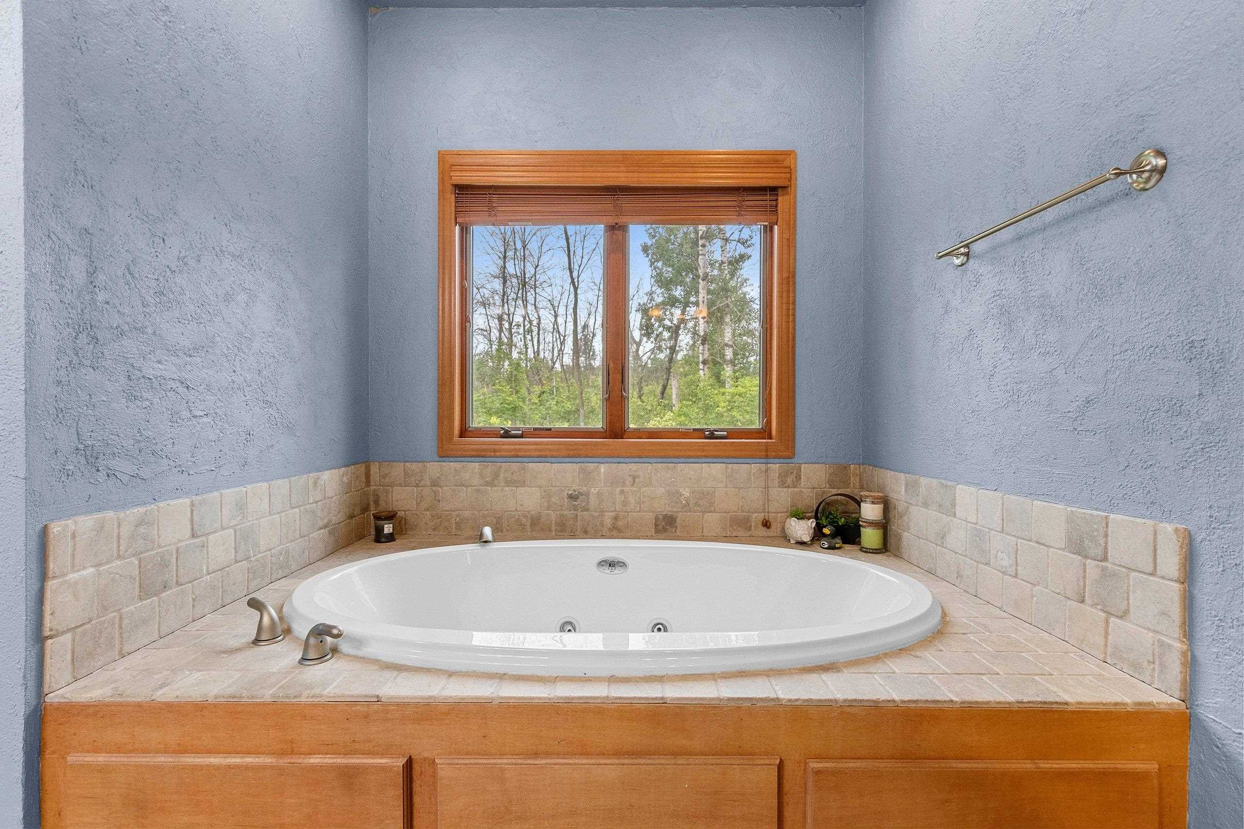 N5795 Edgewood Road Shawano, WI 54166 - Photo 21 of 60