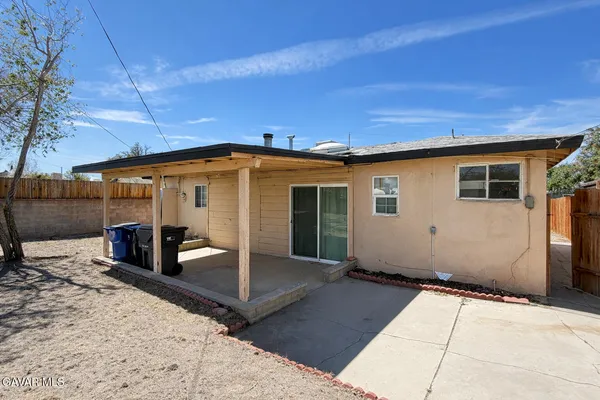 $355,000 | 44104 Carolside Avenue, Lancaster, CA 93535