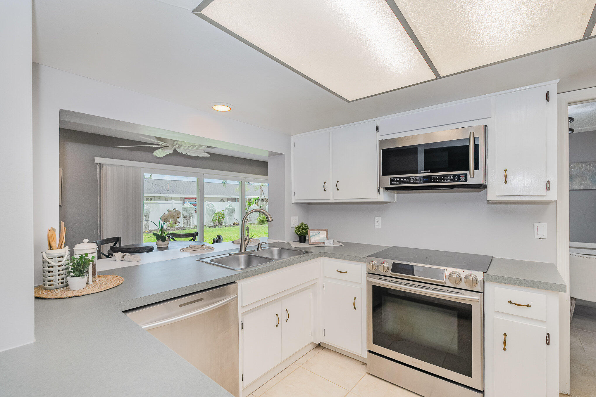 405 Rio Lane Indialantic, FL 32903 - Photo 9 of 34 009_dsc02652-edit_163