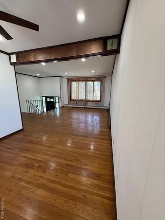 $3,500 | 11 Edwards Place, Valley Stream, NY 11580
