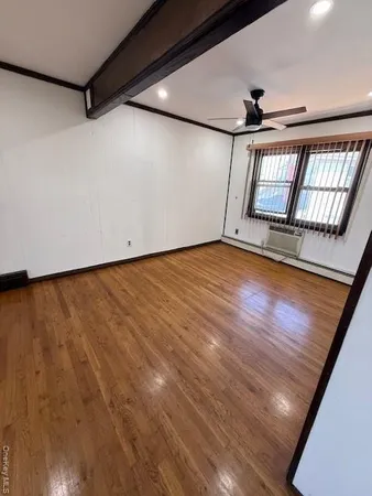 $3,500 | 11 Edwards Place, Valley Stream, NY 11580