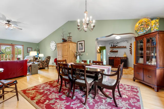 $729,000 | 87854 Highway 251, Austin, MN 55912