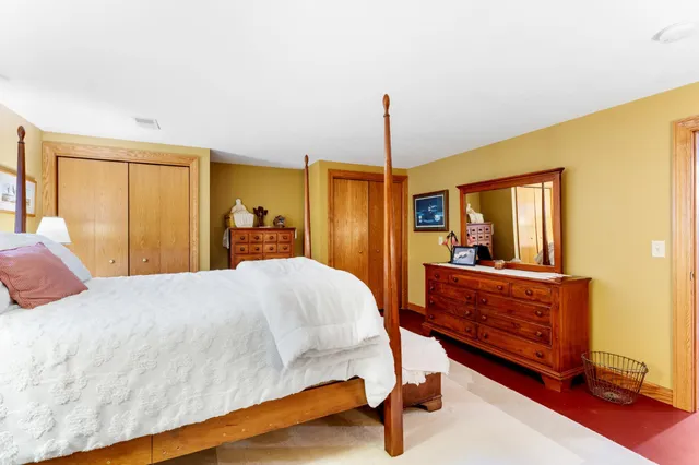 $729,000 | 87854 Highway 251, Austin, MN 55912