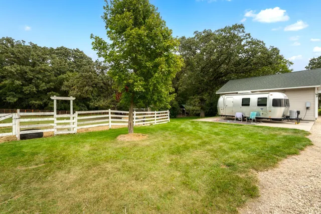 $729,000 | 87854 Highway 251, Austin, MN 55912