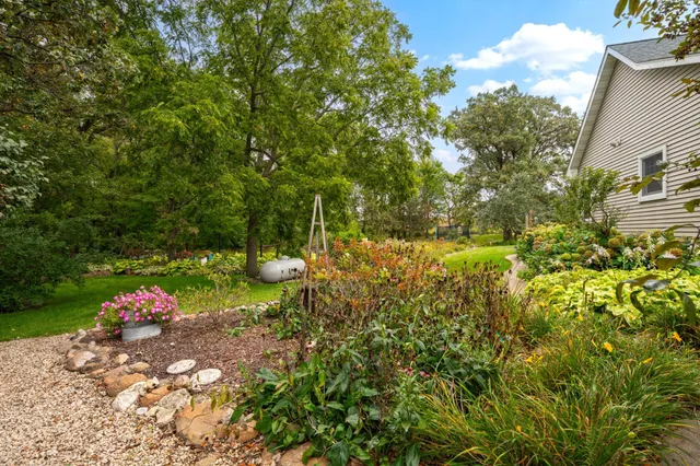 $729,000 | 87854 Highway 251, Austin, MN 55912