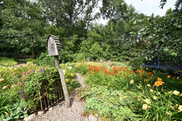 $729,000 | 87854 Highway 251, Austin, MN 55912