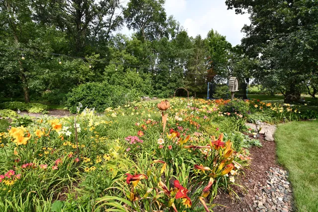 $729,000 | 87854 Highway 251, Austin, MN 55912