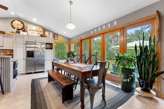 $729,000 | 87854 Highway 251, Austin, MN 55912