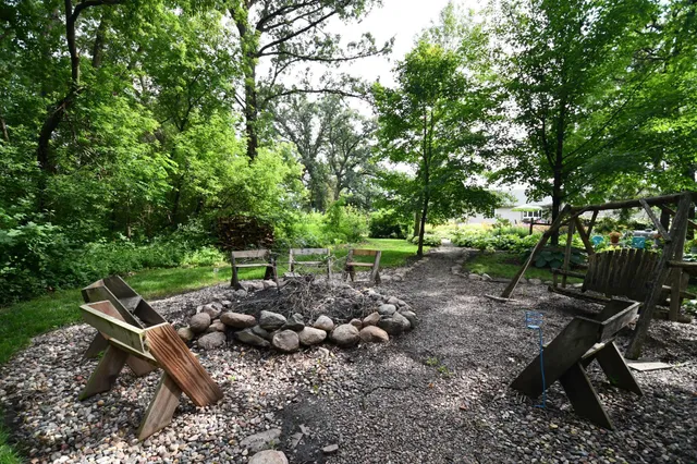 $729,000 | 87854 Highway 251, Austin, MN 55912