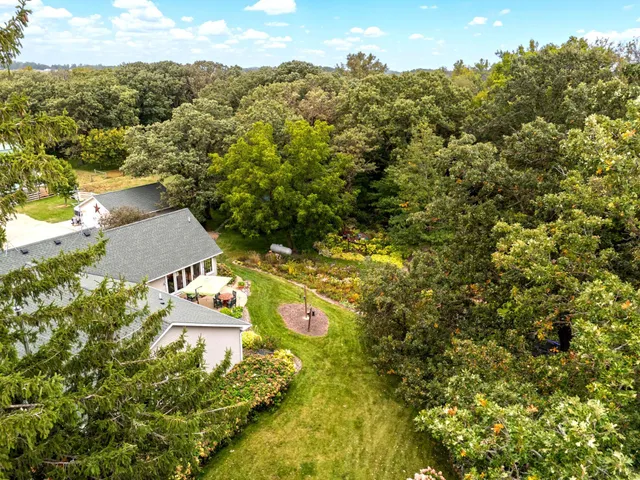 $729,000 | 87854 Highway 251, Austin, MN 55912