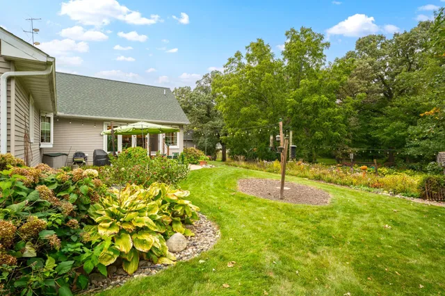 $729,000 | 87854 Highway 251, Austin, MN 55912