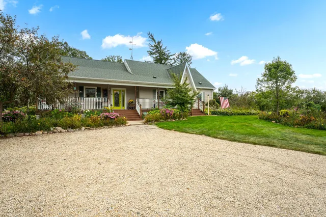 $729,000 | 87854 Highway 251, Austin, MN 55912