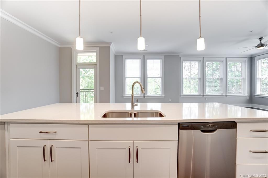 830 Providence Road, Unit 302 Charlotte, NC 28207 - Photo 12 of 43